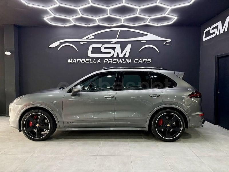 Usado Porsche Cayenne GTS 441 CV (324 kW) 2016 Gris / plata SUV