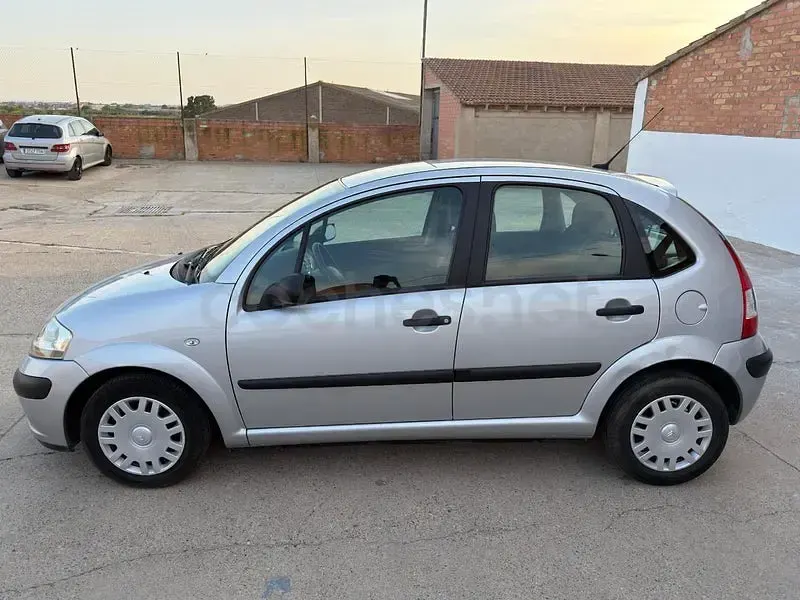 Usado Citroën C3 Exclusive 70 CV (51 kW) 2007 Gris / plata Berlina