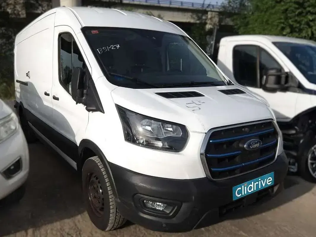 Usado Ford Transit Trend 135 kW (184 CV) 2022 Blanco Van