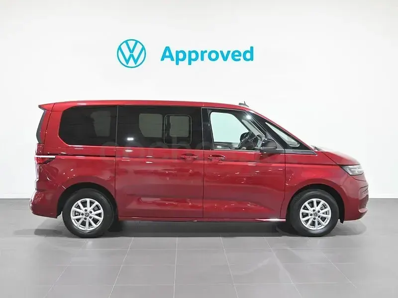 Usado VW Multivan 150 CV (110 kW) 2025 Granate Monovolumen