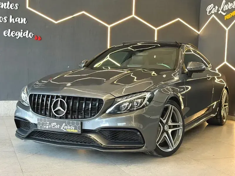 Usado Mercedes C63 AMG 476 CV (350 kW) 2016 Gris / plata Coupe