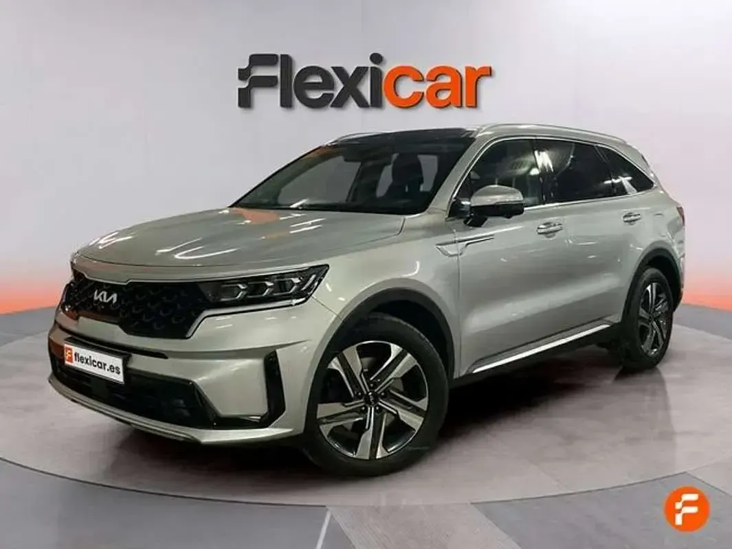 Usado Kia Sorento 193 CV (141 kW) 2023 Gris SUV