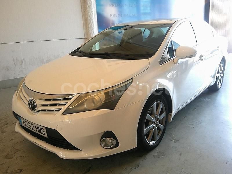 Blanco Usado 2012 Toyota Avensis Comfort Berlina | 4890 € (Super precio) - Imagen 1/4