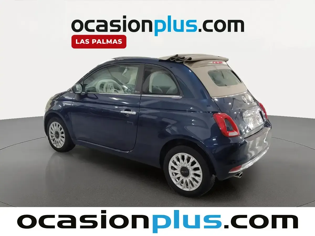 Begagnad Fiat 500 Dolcevita 70 HK (51 kW) 2022 Blå Cab