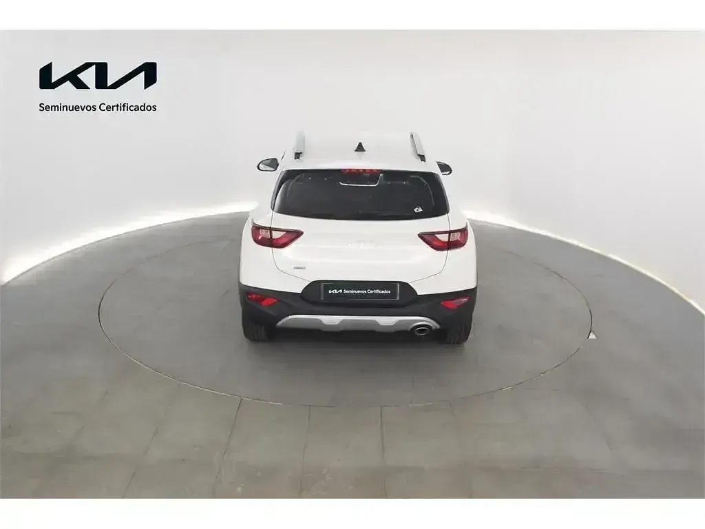 Begagnad Kia Stonic 100 HK (73 kW) 2025 Vit SUV