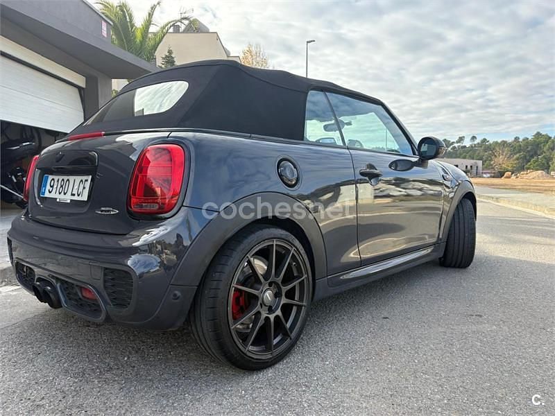 Usado Mini John Cooper Works Cabriolet 231 CV (169 kW) 2019 Gris / plata Descapotable