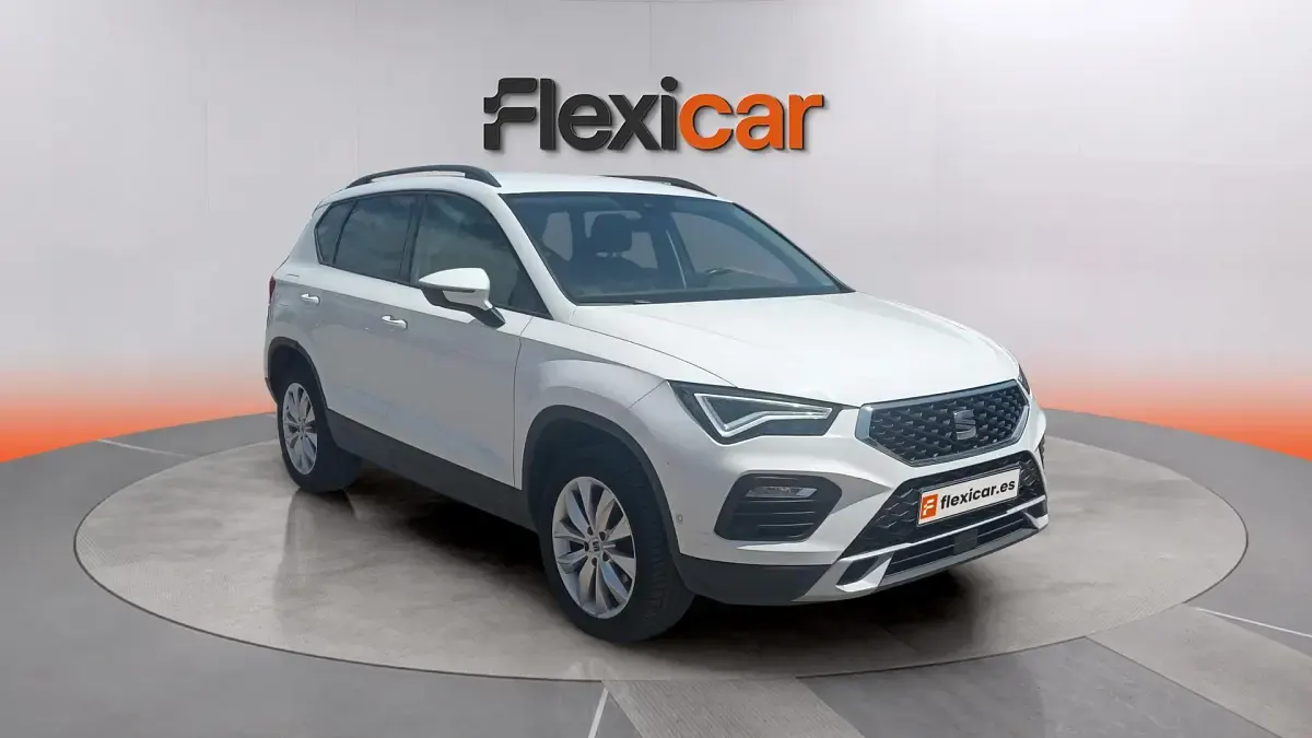 Usado Seat Ateca Style 150 CV (110 kW) 2022 Blanco SUV