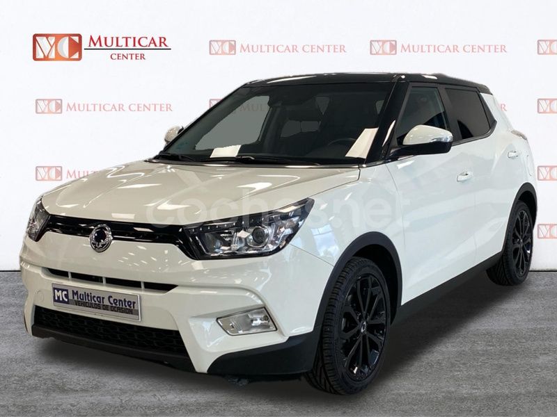 Blanco Usado 2017 Ssangyong Tivoli Limited SUV | 12.990 € (Precio justo) - Imagen 1/4