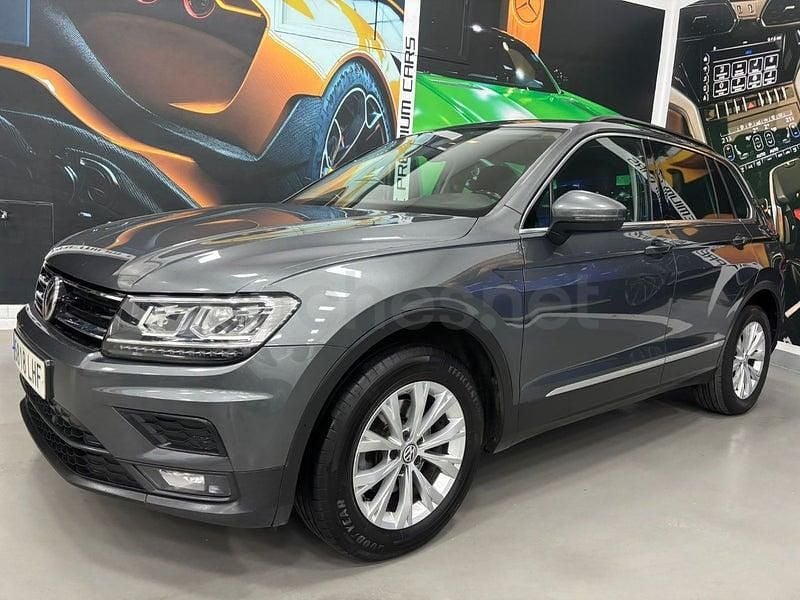 Usado VW Tiguan Advance 150 CV (110 kW) 2020 Gris / plata SUV