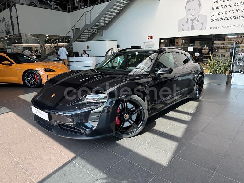 Negro jet metalizado Usado 2022 Porsche Taycan GTS Sport Turismo Berlina | 95.000 € - Imagen 1/4