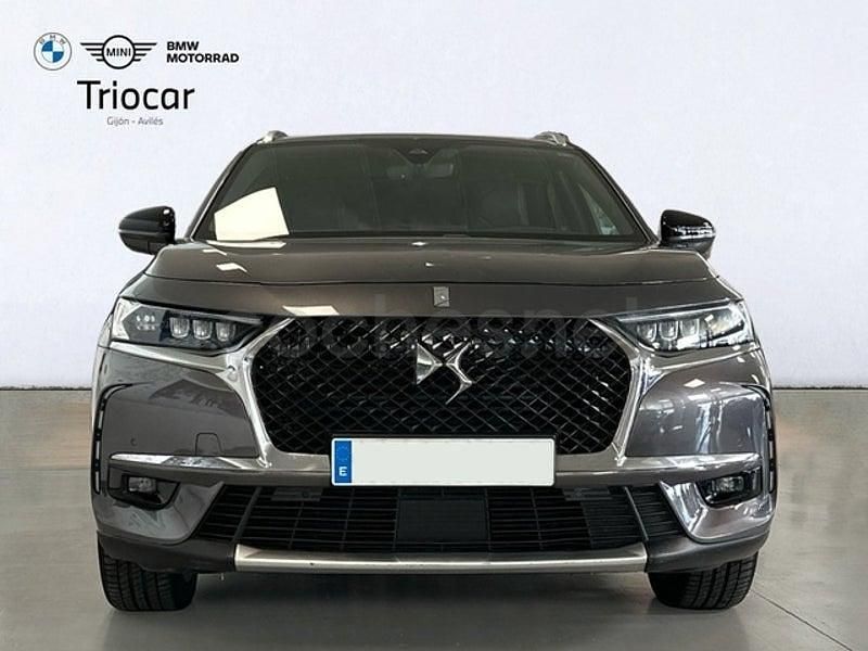 Usado DS Automobiles DS7 Crossback So Chic 130 CV (95 kW) 2019 Gris platino (metalizado) SUV