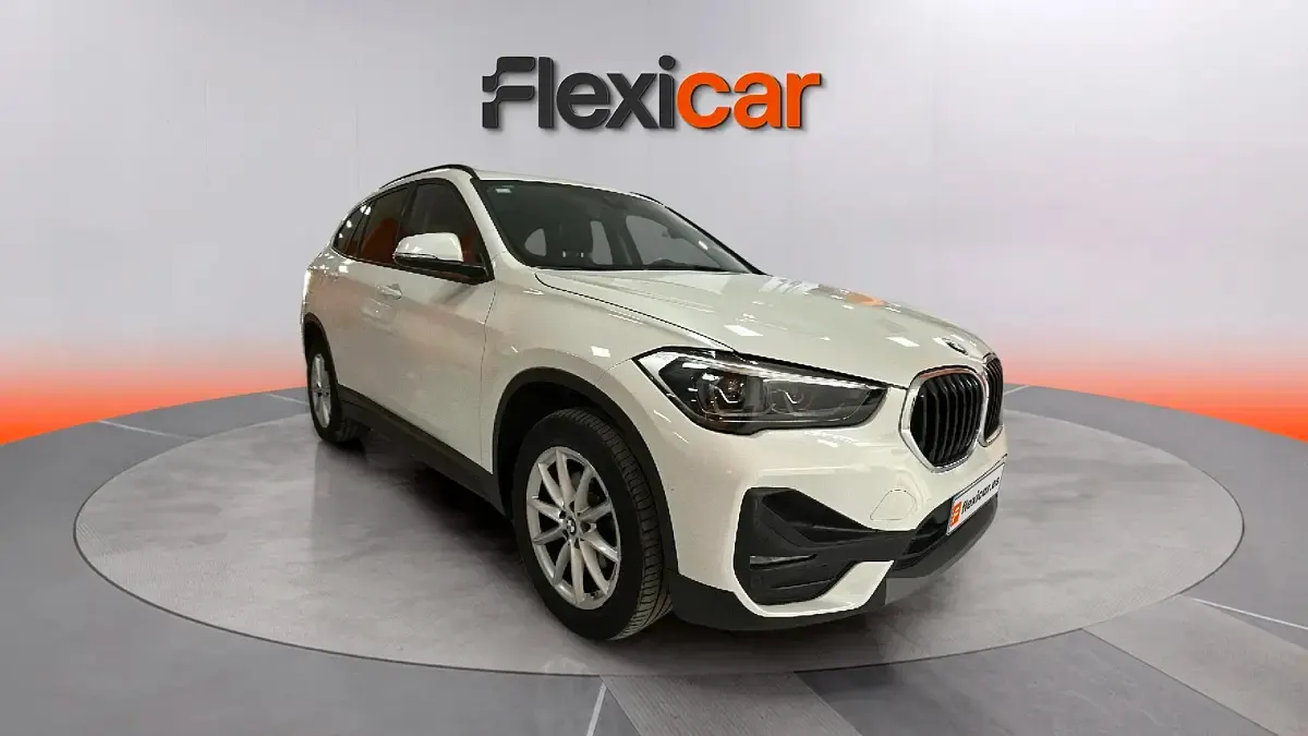 Używany BMW X1 116 KM (85 kW) 2020 Biały SUV