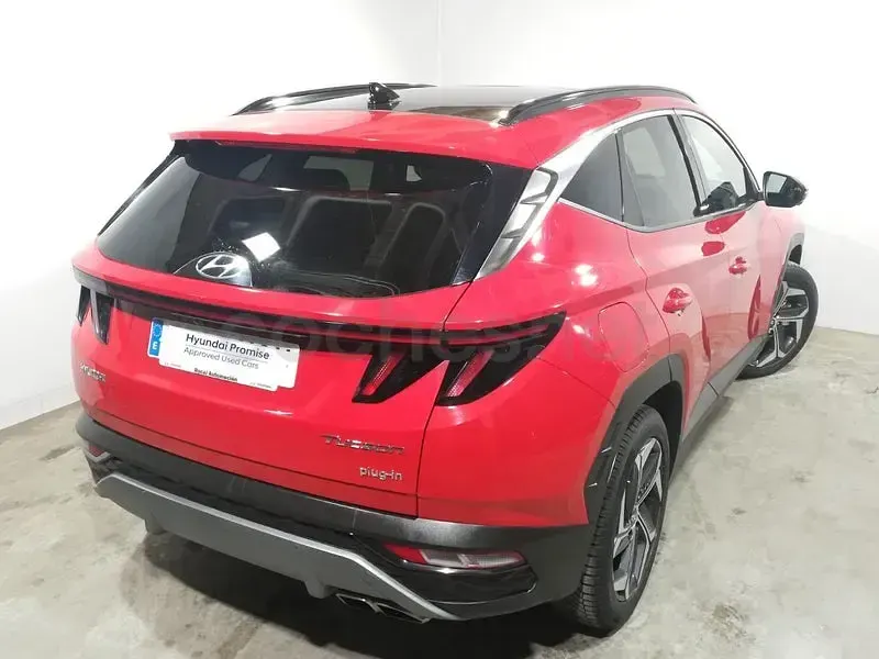 Usado Hyundai Tucson Style 265 CV (194 kW) 2022 Rojo SUV