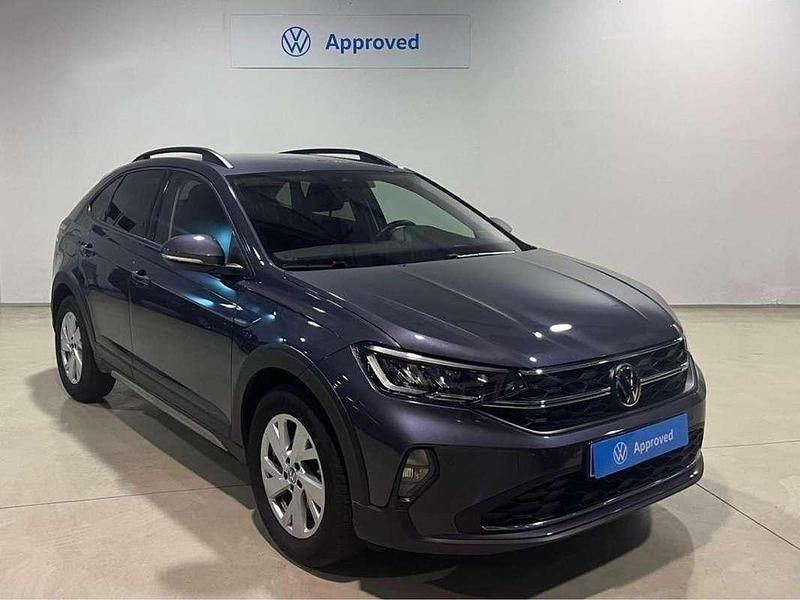 Usado VW Taigo Life 110 CV (80 kW) 2023 Gris SUV