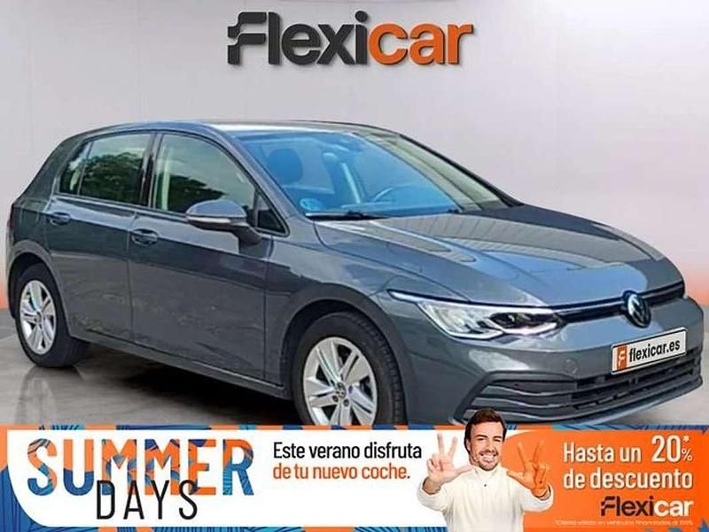 Gris Usado 2022 VW Golf VIII Life Familiar | 23.190 € (Caro) - Imagen 1/4