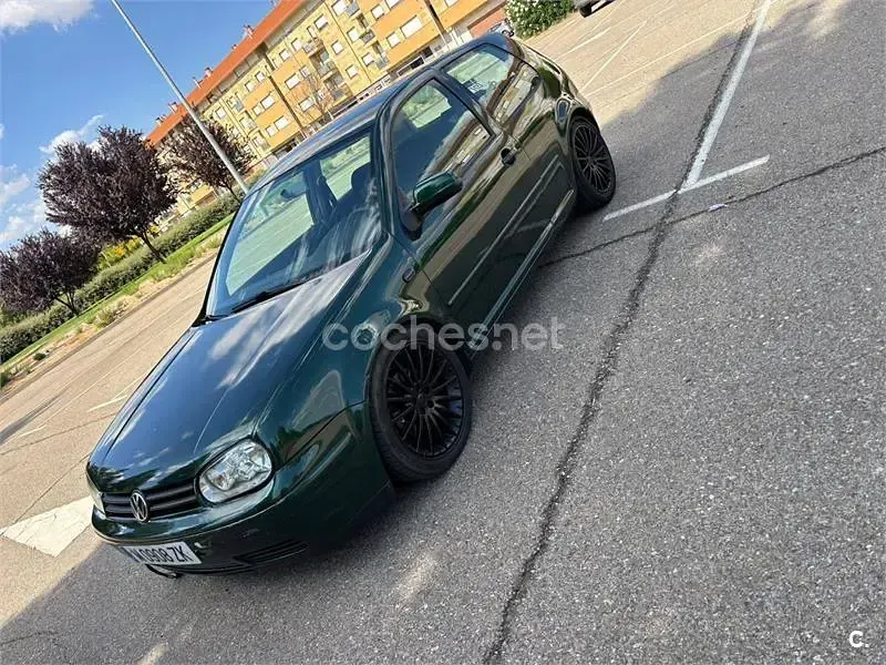 Usado VW Golf IV Highline 110 CV (80 kW) 2000 Verde Berlina