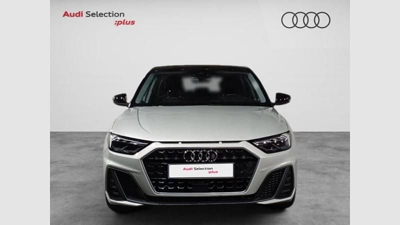 Usado Audi A1 Sportback 116 CV (85 kW) 2024 Plata rocío (metalizado)/techo negro mito Utilitario