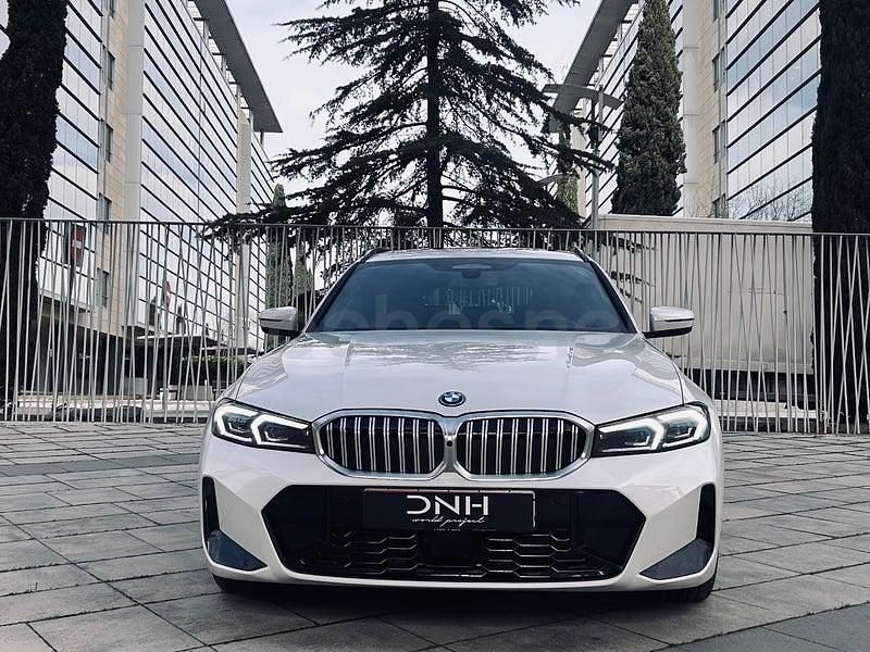 Usado BMW 330e M Performance 292 CV (214 kW) 2024 Blanco Familiar