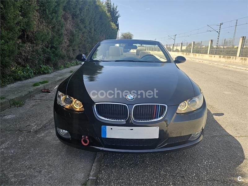 Usado BMW 320 Cabriolet 177 CV (130 kW) 2008 Negro Descapotable