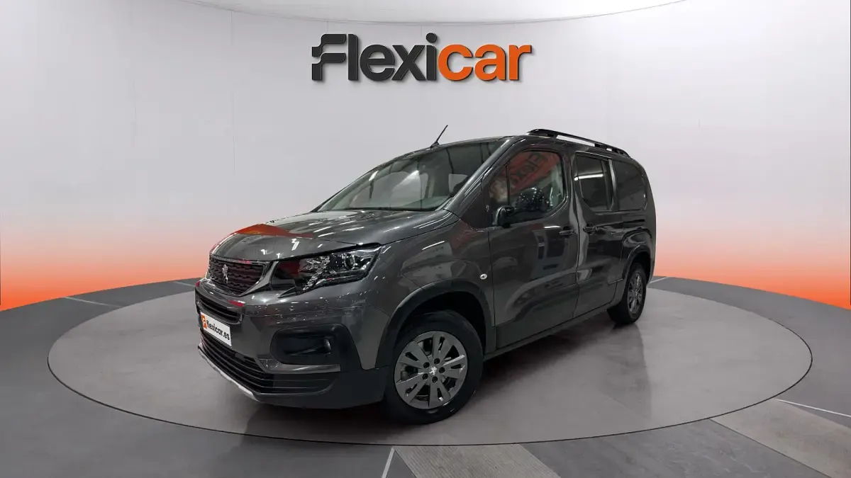 Usado Peugeot Rifter Allure 131 CV (96 kW) 2022 Gris Monovolumen