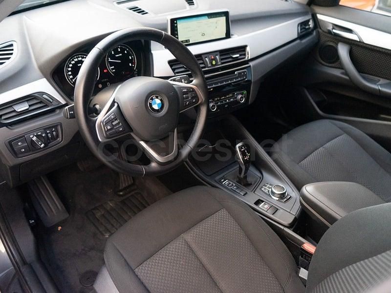 Usado BMW X1 Sport Line 150 CV (110 kW) 2022 Gris / plata SUV