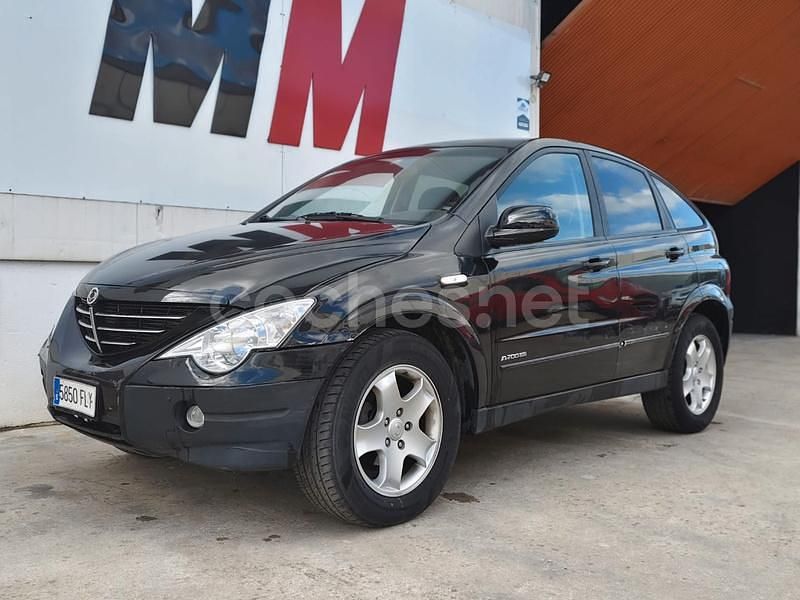 Negro Usado 2007 Ssangyong (KGM) Actyon SUV | 5900 € - Imagen 1/4