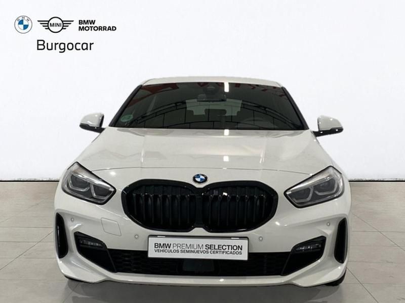 Usado BMW 118 Shadowline 150 CV (110 kW) 2021 Pintura sólida alpinweiss Utilitario