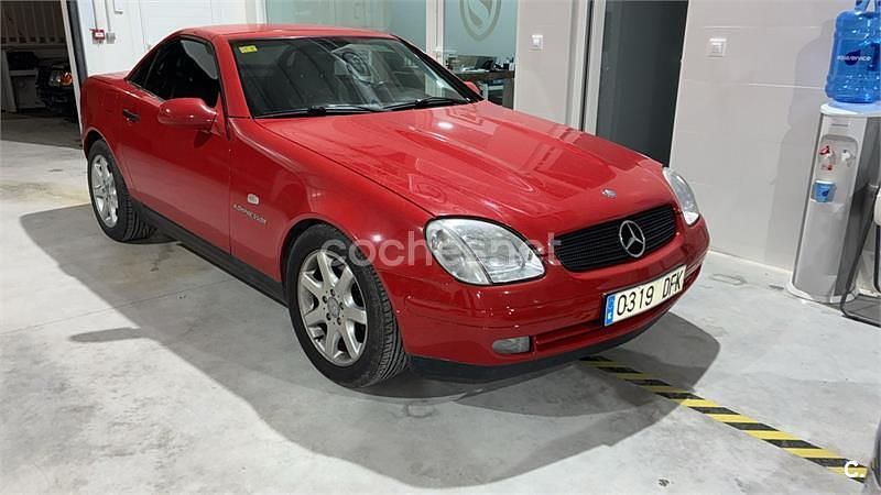 Usado Mercedes SLK230 193 CV (141 kW) 1998 Rojo Descapotable