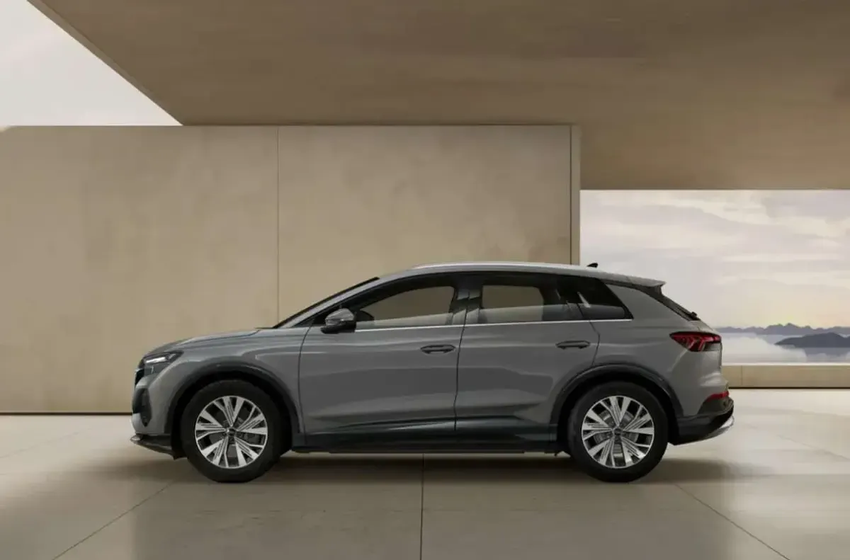 Nuevo Audi Q4 e-tron Advanced Plus 150 kW (204 CV) 2026 Gris SUV