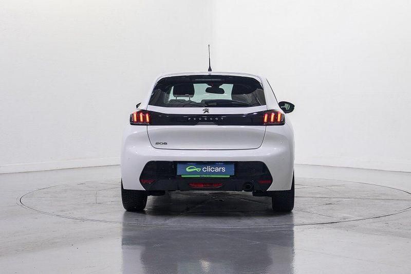Usado Peugeot 208 Allure 100 CV (73 kW) 2019 Blanco Utilitario