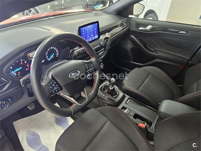 Usado Ford Focus ST-Line X 155 CV (114 kW) 2020 Rojo Berlina