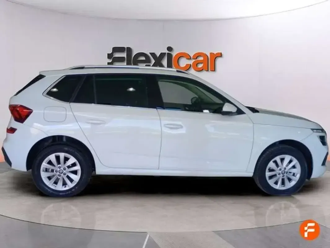 Usado Skoda Kamiq 116 CV (85 kW) 2025 Blanco SUV