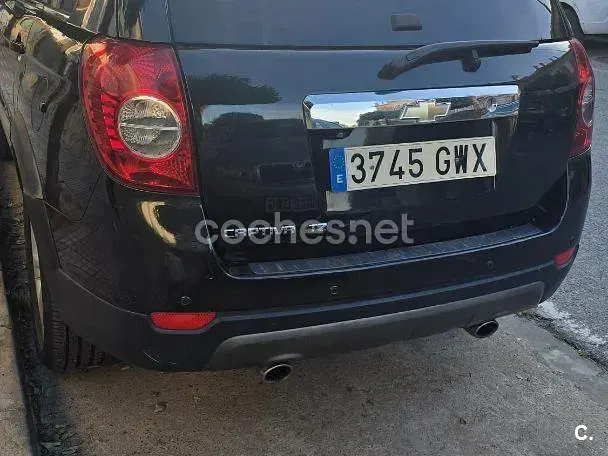 Usado Chevrolet Captiva LT 150 CV (110 kW) 2010 Negro SUV