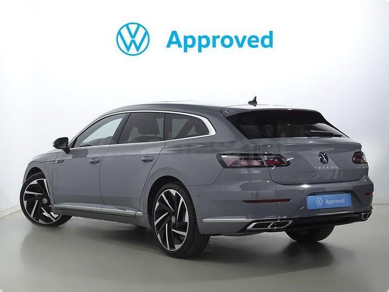 Usado VW Arteon R-line 200 HP (147 kW) 2024 Cinzento Carrinha