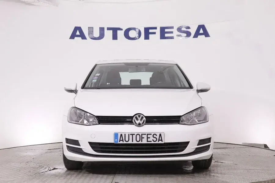 Usado VW Golf VII Trendline 110 CV (80 kW) 2017 Blanco