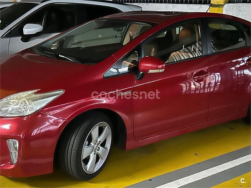 Granate Usado 2014 Toyota Prius Advance Berlina | 11.000 € (Precio justo) - Imagen 1/4