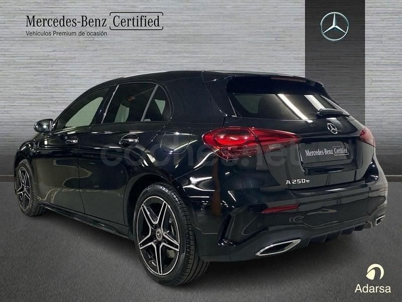 Usado Mercedes A250 AMG line 218 CV (160 kW) 2025 Negro Berlina