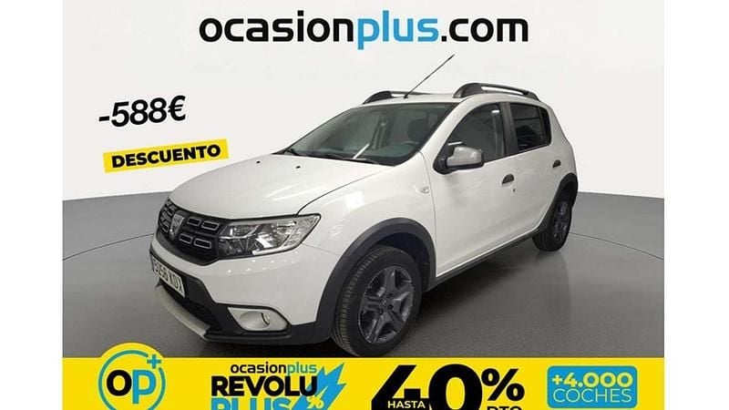 Usado Dacia Sandero Stepway 90 CV (66 kW) 2017 Blanco Utilitario