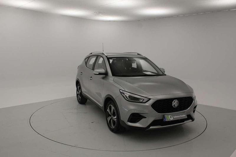 Usado MG ZS Comfort 111 CV (81 kW) 2022 Plateado SUV