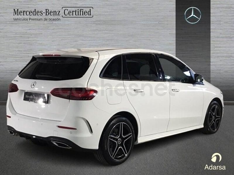Usado Mercedes B250e AMG line 218 CV (160 kW) 2024 Blanco Monovolumen