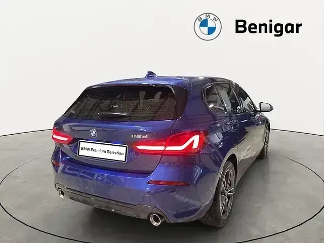 Begagnad BMW 118 Comfort Edition 150 HK (110 kW) 2022 Blå Halvkombi