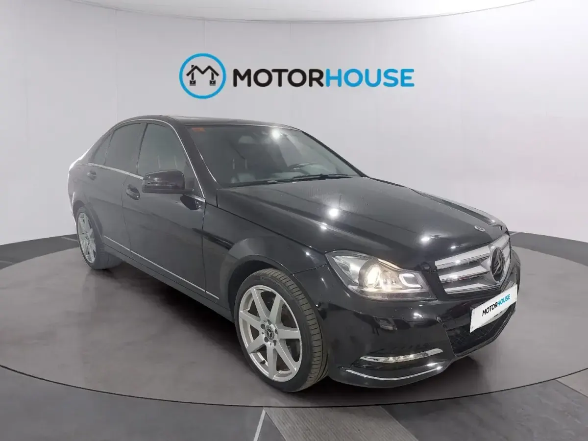 Usado Mercedes C350 Avantgarde 265 CV (194 kW) 2013 Negro Berlina