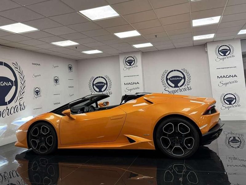 Usado Lamborghini Huracán 610 CV (448 kW) 2016 Naranja Descapotable