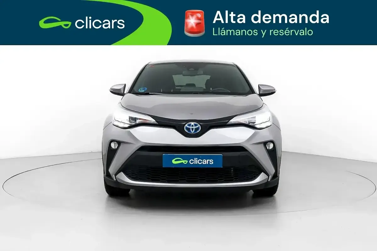 Usado Toyota C-HR Advance 122 CV (89 kW) 2021 Gris / plata SUV