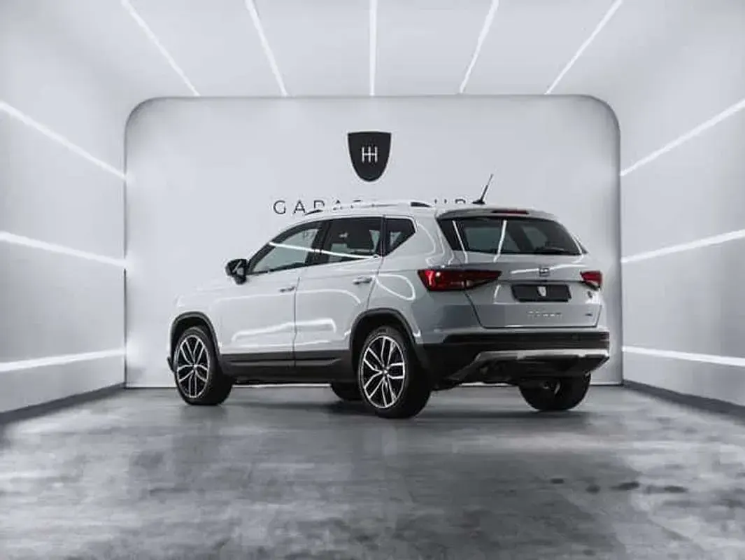 Usado Seat Ateca 4Drive 190 CV (139 kW) 2016 Blanco SUV
