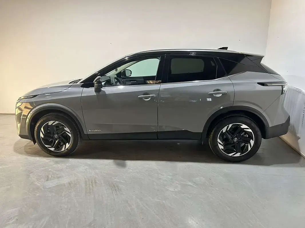 Nuevo Nissan Qashqai N-Connecta 190 CV (139 kW) 2025 Gris SUV