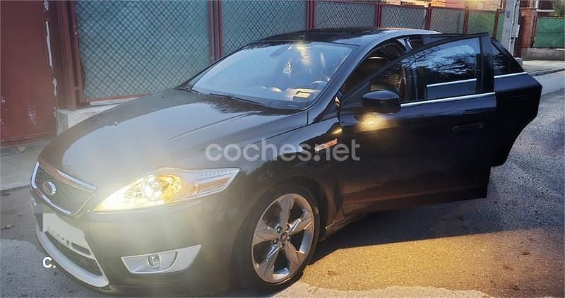 Negro Usado 2010 Ford Mondeo Titanium S Berlina | 10.500 € - Imagen 1/4