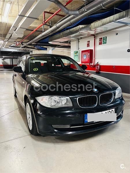 Usado BMW 116 115 CV (84 kW) 2011 Negro Utilitario