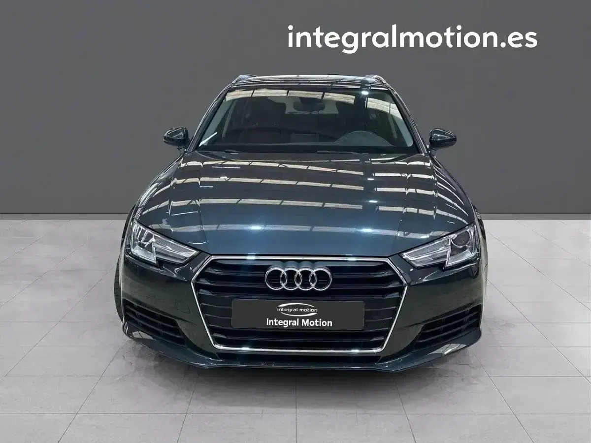 Usado Audi A4 Premium 149 CV (109 kW) 2016 Negro Familiar