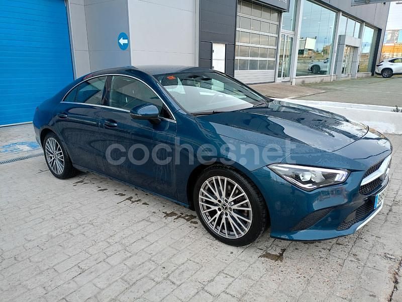 Azul Usado 2021 Mercedes CLA220 Berlina | 33.800 € (Precio justo) - Imagen 1/4